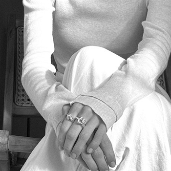 Tied Heart Ring in Silber